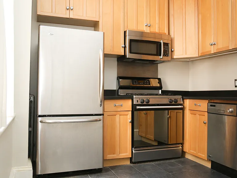 70 Revere St #3 — Photo 6