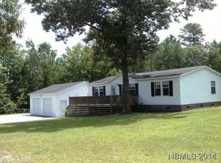 216 Creek Bank Dr, New Bern, NC 28560