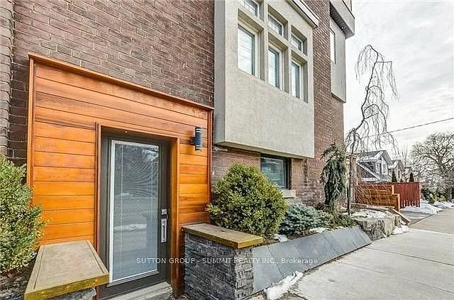 1 Columbine Ave #LOWER — Photo 1