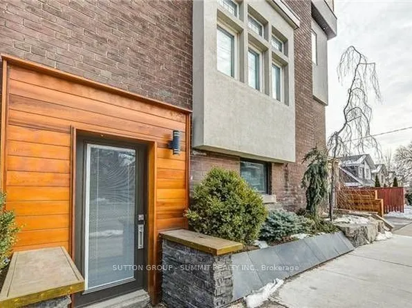 1 Columbine Ave, Toronto, ON M4L 1P2