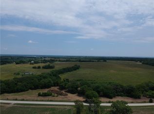 3 Crescent Hill Rd, Paola, KS 66071