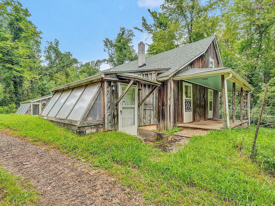 1st image of 1512 Blue Ridge Pkwy