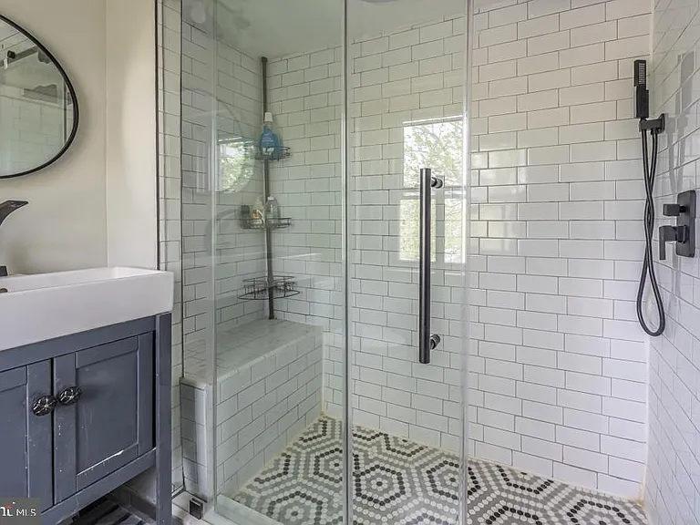 644 Meetinghouse Rd — Photo 30