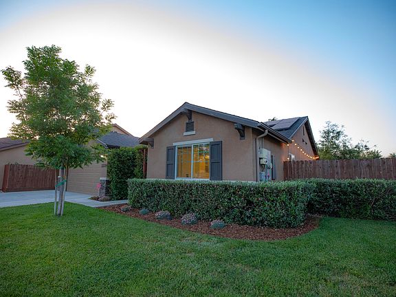 4th image of 2218 E Woodsville Court