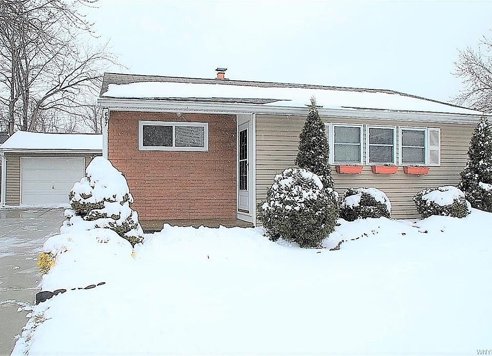 1st image of 697 Montrose Ave