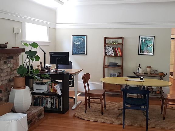Dining room - high ceilings
