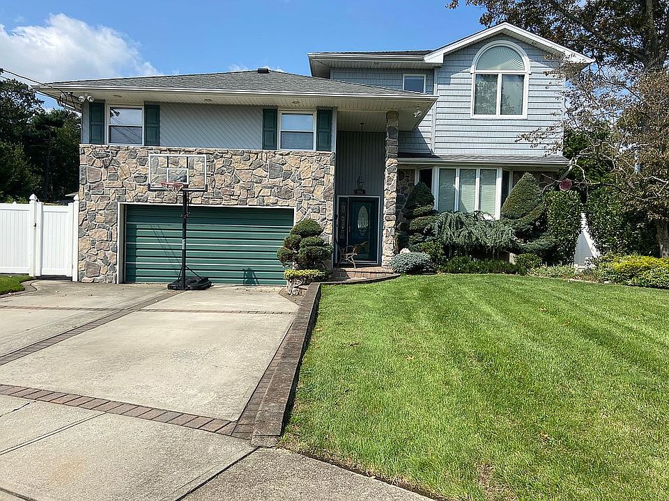 1st image of 396 Paul Ct