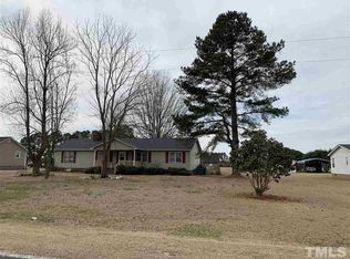 794 Core Rd, Dunn, NC 28334