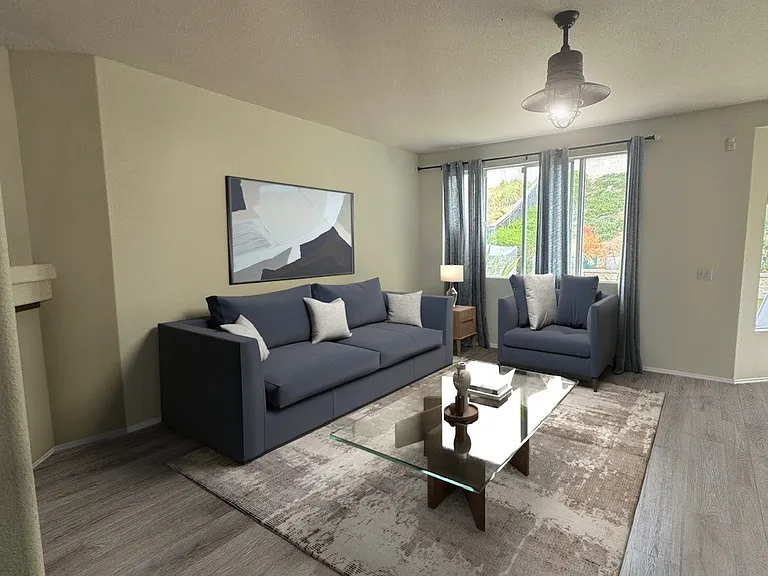 886 Niguel St — Photo 4