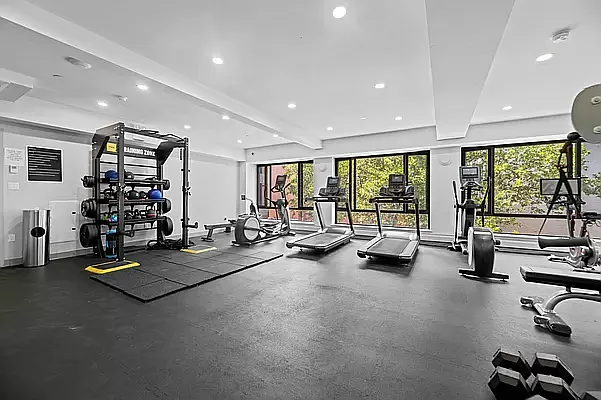 Rented by Living New York | media 40