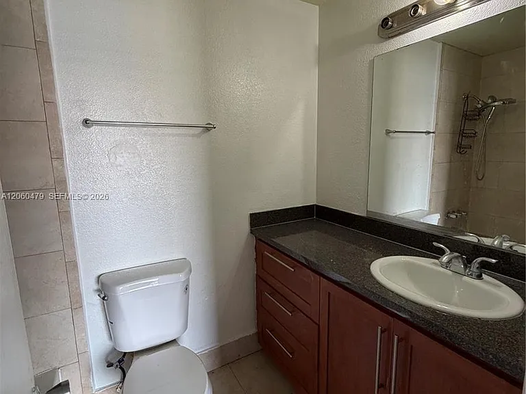 18602 NW 46th Ave #18602 — Photo 4