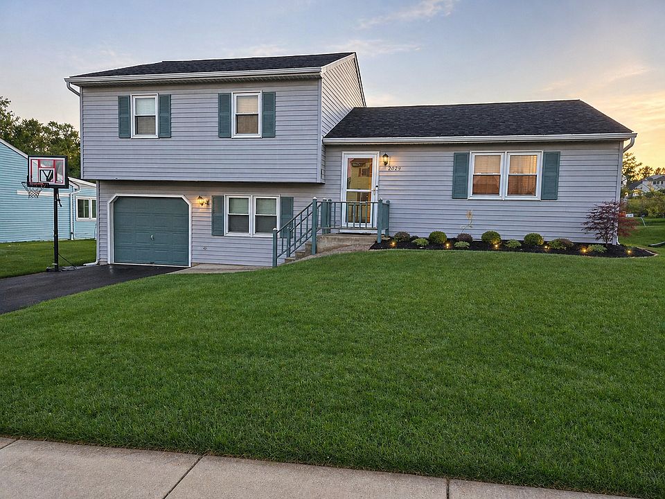 1st image of 2029 Mount Vernon Cir