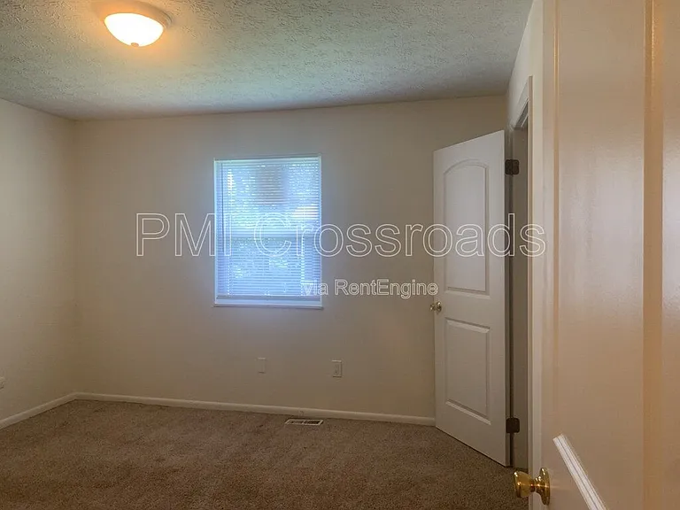 3088 Howey Rd — Photo 12