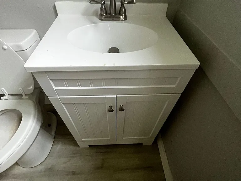 Parkway Apartments — Photo 12