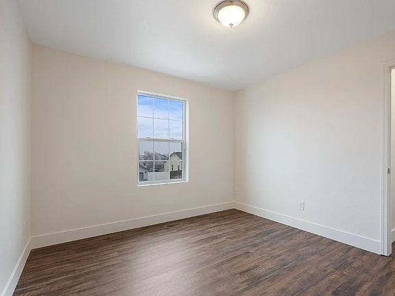 2nd image of 16569 Spartan Ave