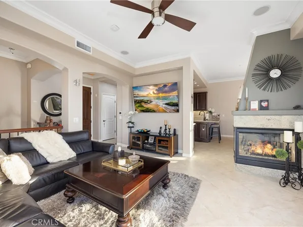 401 Bernard St Unit 407, Costa Mesa, CA 92627