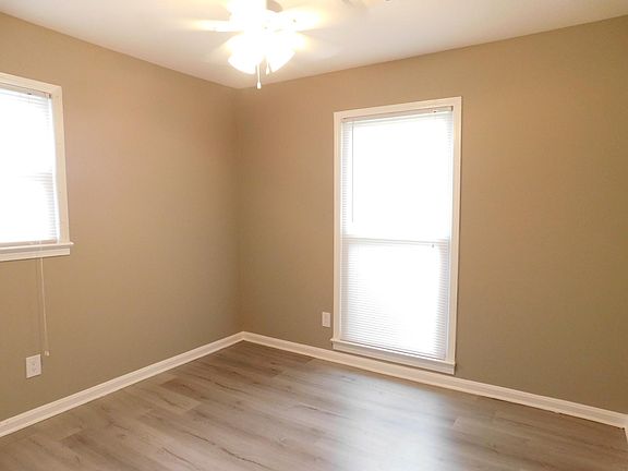 2nd image of 4354 27th Pl