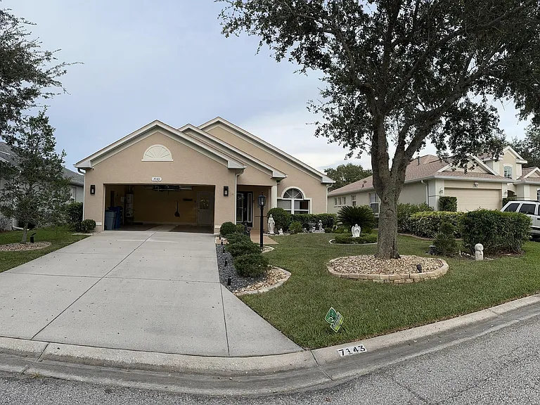 7143 Bluebell Ct — Photo 2