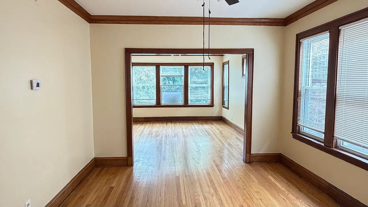 2 bed, 800 sqft, $1,600 — Photo 3