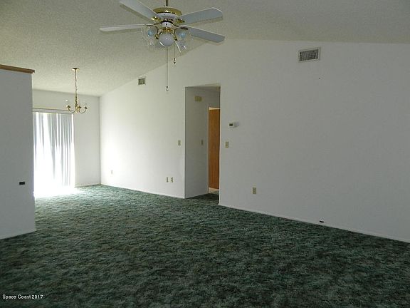 5th image of 2140 Monticello Dr
