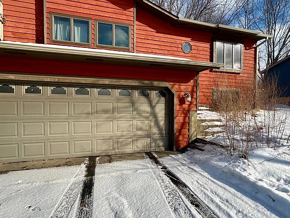 2nd image of 1018 N Benton Dr