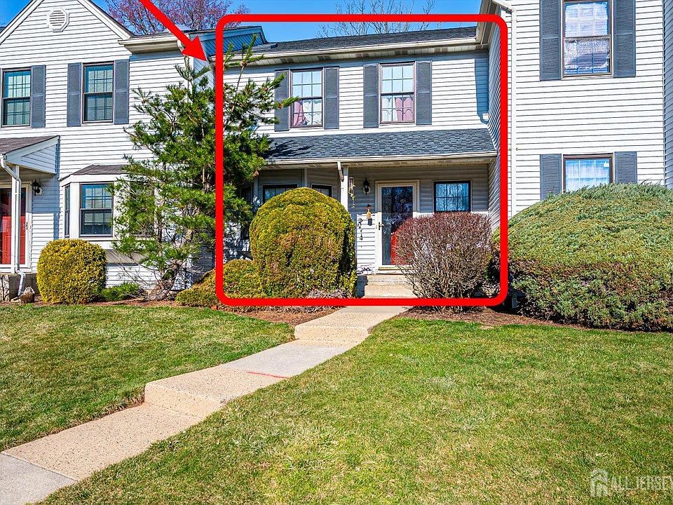 1st image of 1704 Deerfield Dr