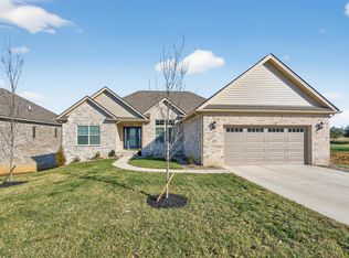 111 Oak Hill Ln, Georgetown, KY 40324