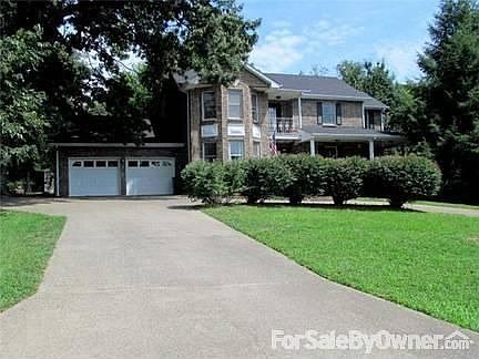 3rd image of 1015 Hillshire Dr