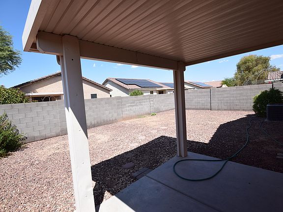 3rd image of 654 W Jardin Dr