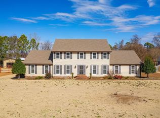 35 Grassland Dr, Jackson, TN 38305