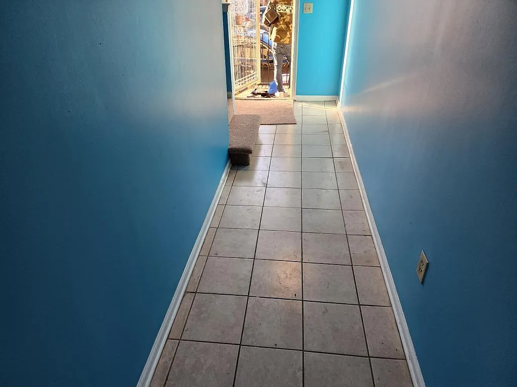 3 bed, 2.5 bath, 1600 sqft, $1,550 — Photo 2