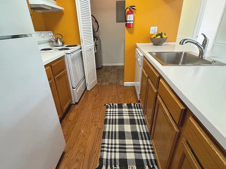 1502 The Woods — Photo 16