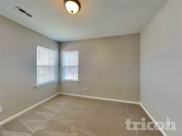 5801 Crimson Oak Ct — Photo 12