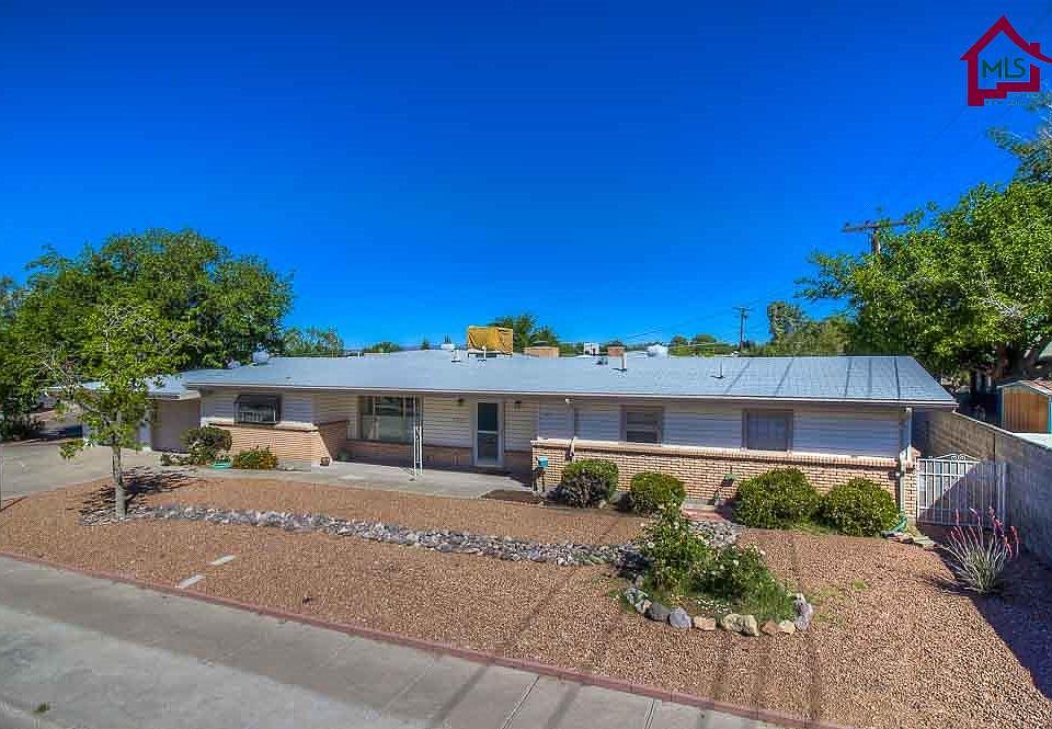 1st image of 2210 Thomas Dr