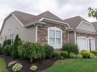 198 Hunter Pkwy, Cuyahoga Falls, OH 44223