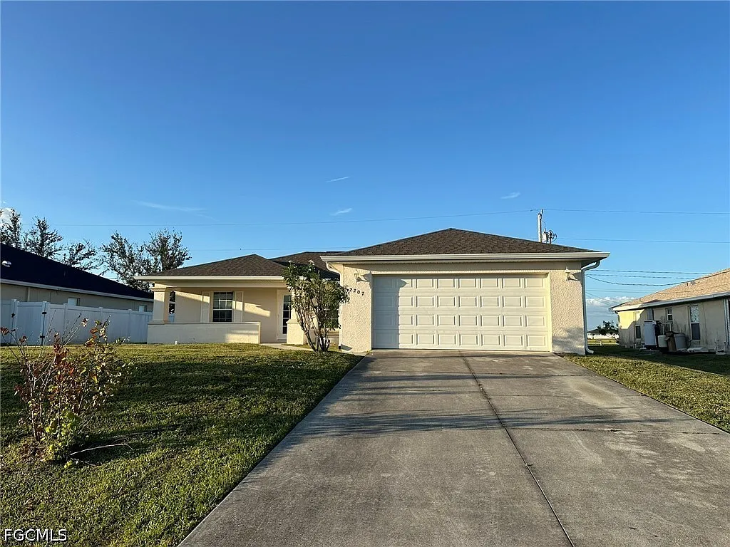 3 bed, 2.0 bath, 1408 sqft, $1,800 — Photo 2