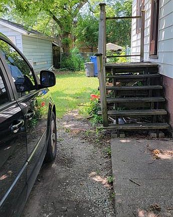 5th image of 1947 Ferndale Ave