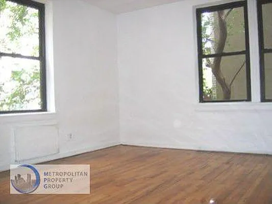 Rented by Metropolitan Property Group | media 9