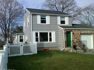 20 Brookdale Ave, Milford, CT 06460