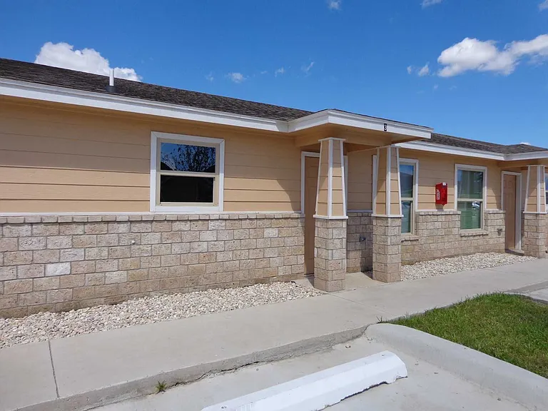 Calli Village Apartments — Photo 15