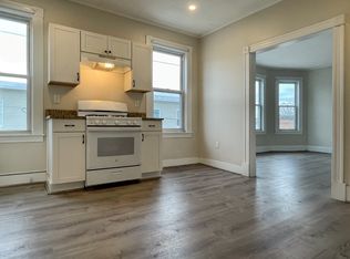 93 Chapel St FLOOR 2, Lowell, MA 01852