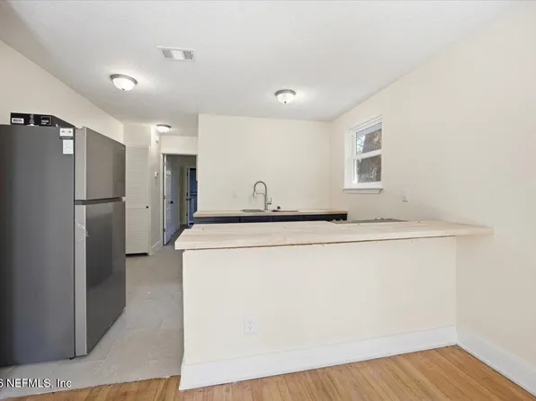 2949 ERNEST Street, Jacksonville, FL 32205