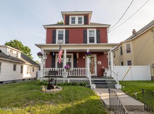 704 5th St, Watervliet, NY 12189