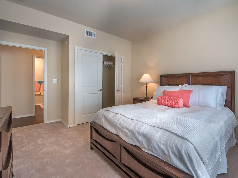Overture Ridgmar 55+ Apartment Homes — Photo 27