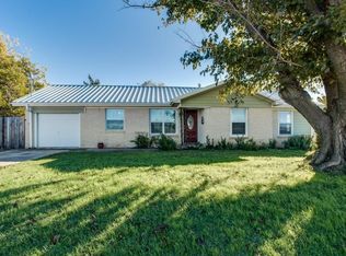 2710 Hinkle Dr, Denton, TX 76201
