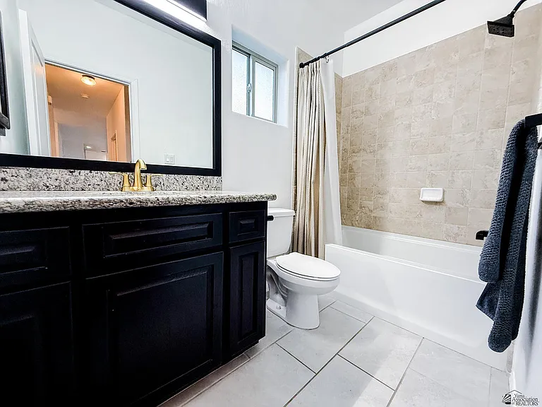 4461 W 26th Pl — Photo 17