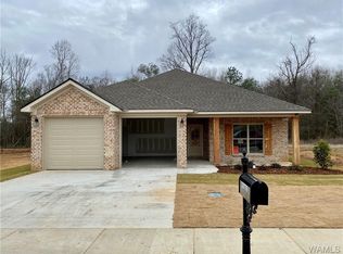 13770 Highland Pointe Dr, Northport, AL 35475