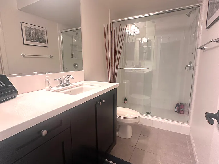 Guest bathroom at first floor
