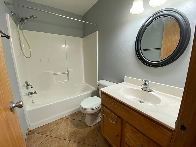 2570 Amber Valley Ct S — Photo 34