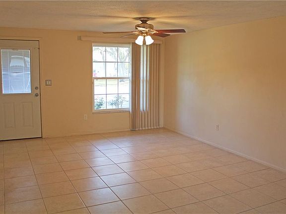 3rd image of 2227 S Crystal Lake Dr